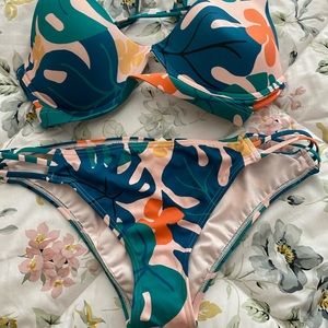 New bikini nwot